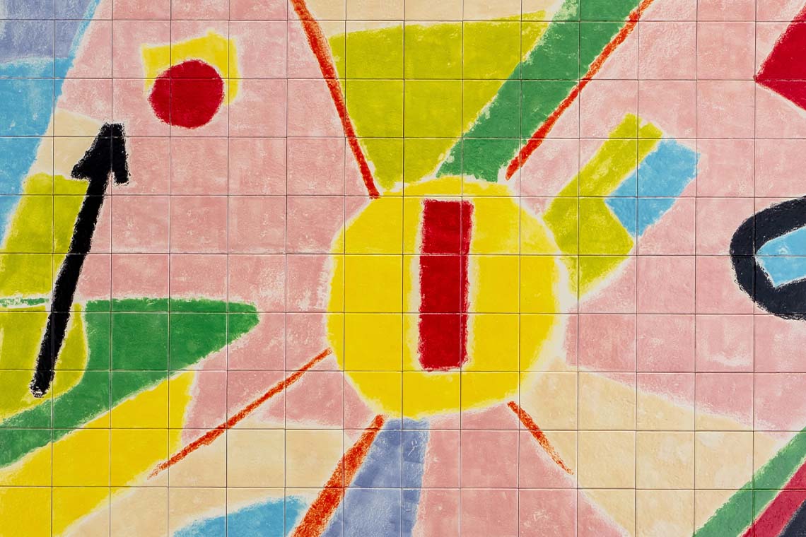 Etel Adnan, Staring at the Sun, ceramic